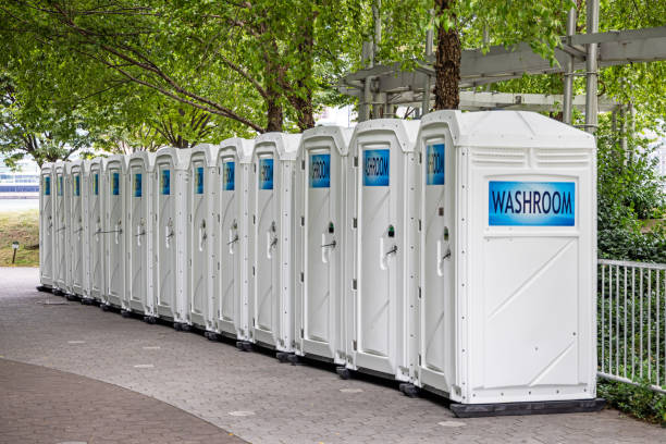 Best Portable restroom trailer rental  in Fairfield Harbour, NC